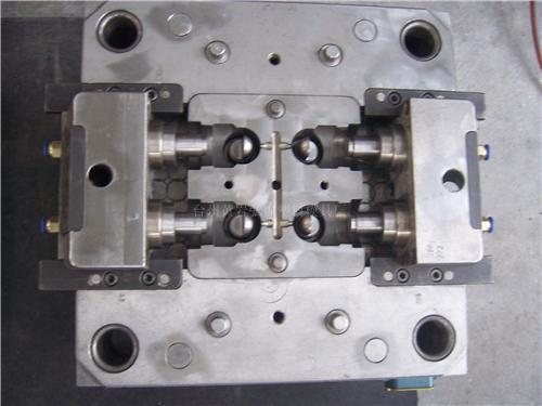 科翔模具告訴您，如何提高模具零配件加工質(zhì)量？